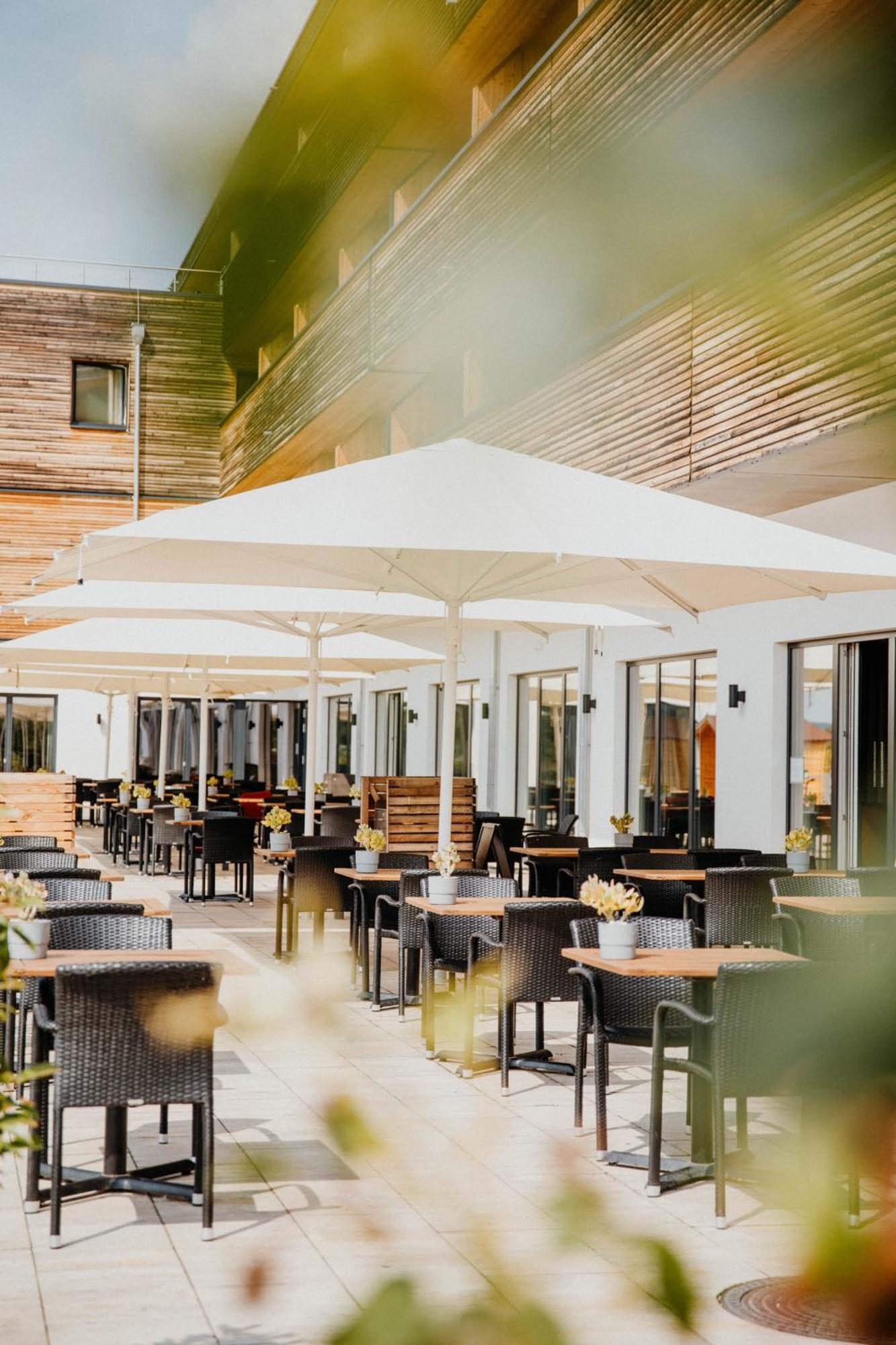 Sonnenhotel Weingut Roemmert Und Wellness Hotel